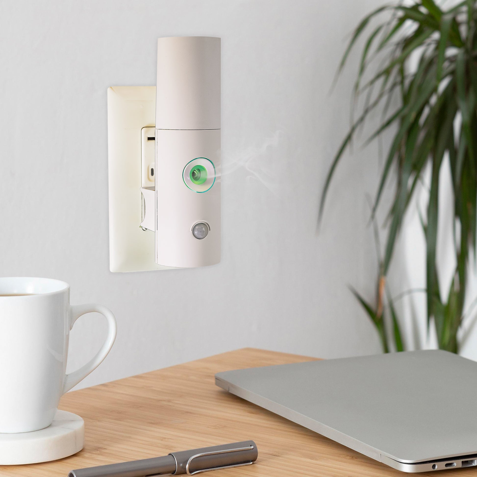 Cool Mist Waterless Plug-in